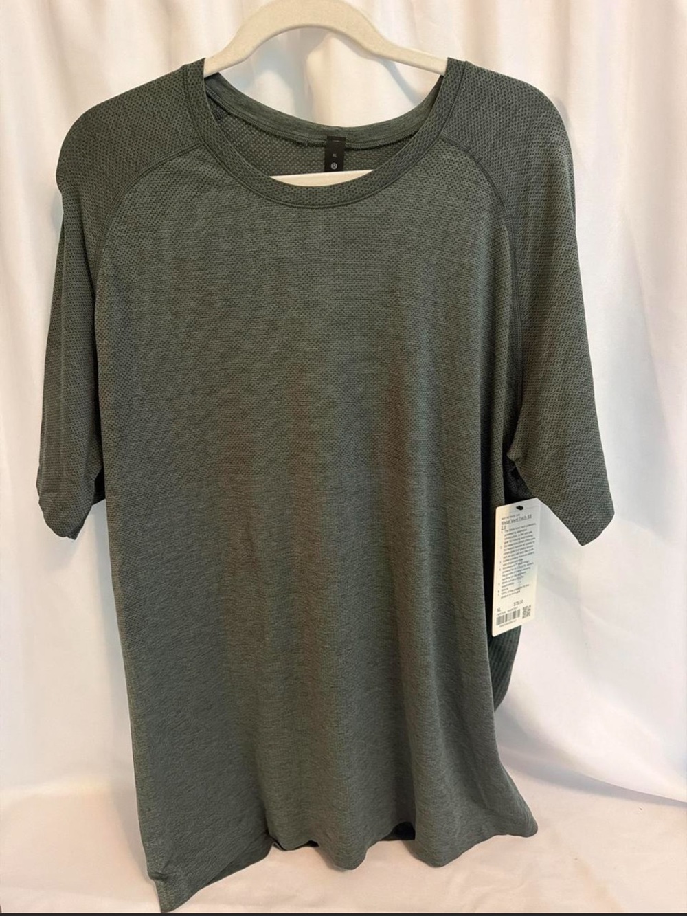 lululemon athletica Men's Short-Sleeve Crewneck Shirt - Olive